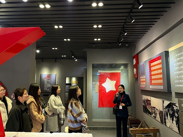 fd7d5bf0934bdd02d6e1b5ffaf2d6ff3